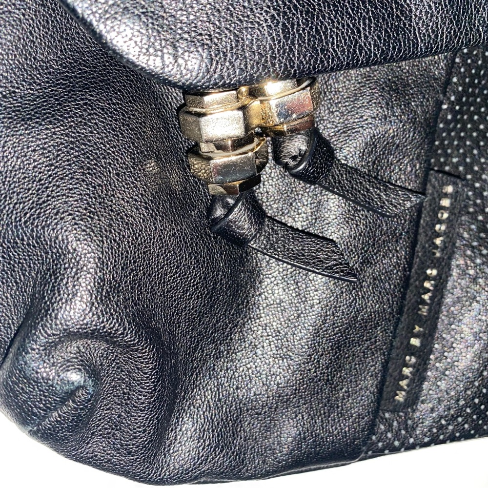 ✨Marc by Marc Jacobs “Bow Wow Wow” Linda convertible Shoulder/Clutch✨ - Picture 5 of 16